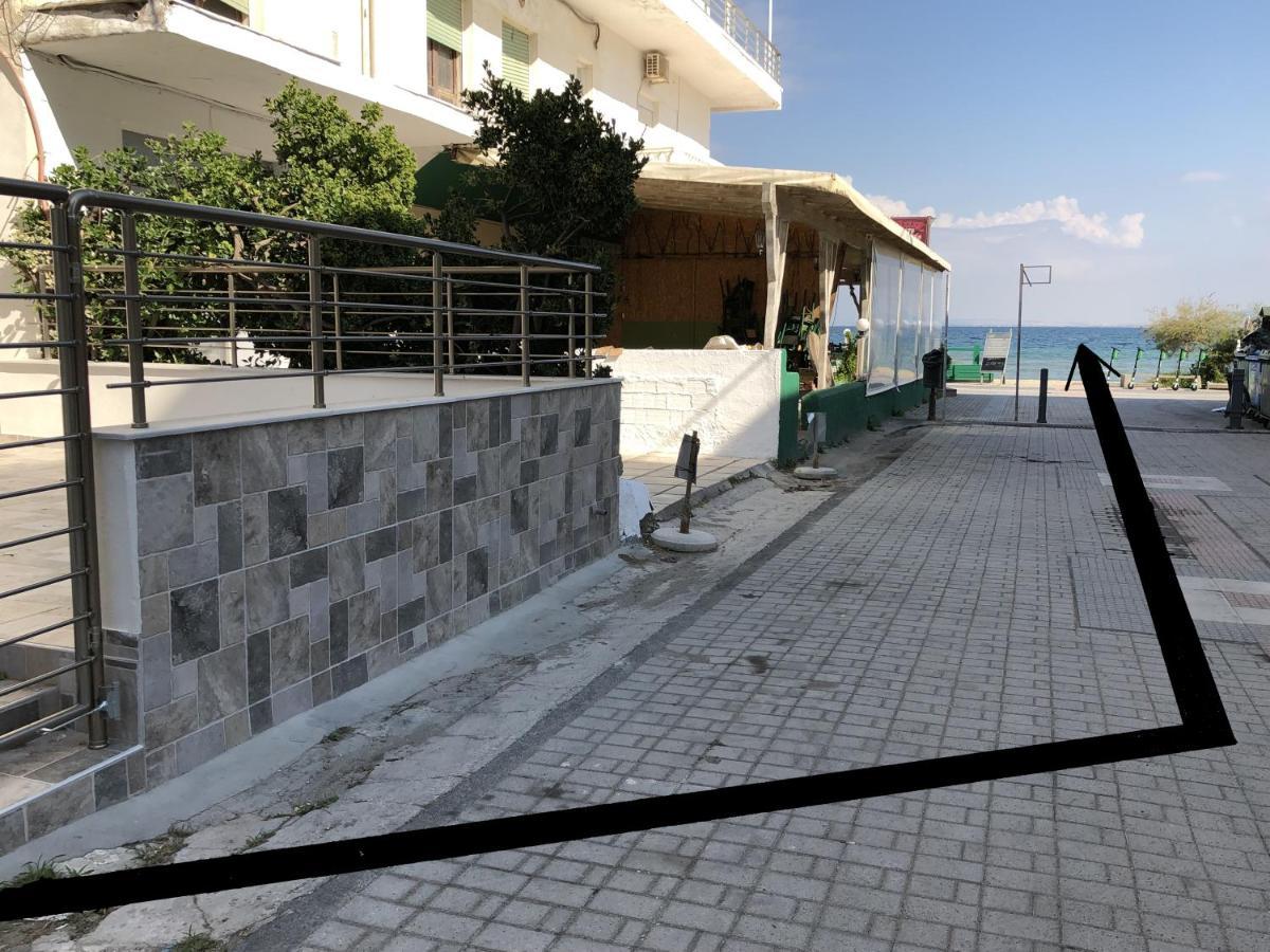 Beach Time Studio Peraía Екстериор снимка